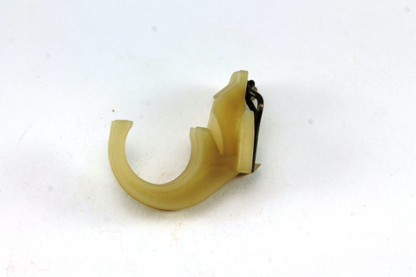 ET-104043 Скоба (держатель) для БОШ 2-26